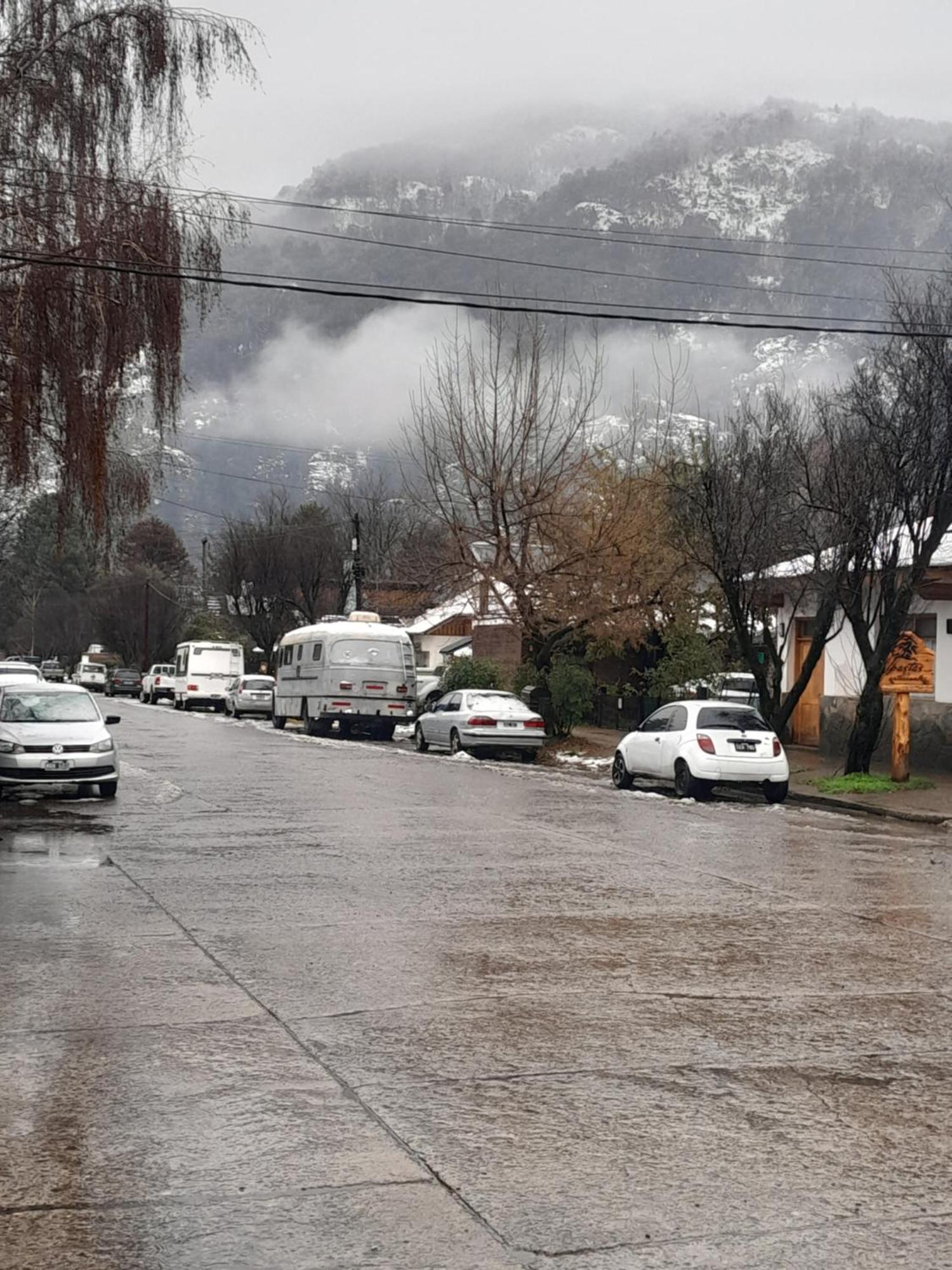 Departamento Centrico 2 Ambientes, Planta Baja, Patio, Parrilla San Martin de los Andes