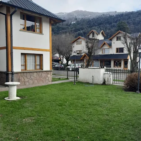 Departamento Centrico 2 Ambientes, Planta Baja, Patio, Parrilla Apartment San Martin de los Andes Exterior photo